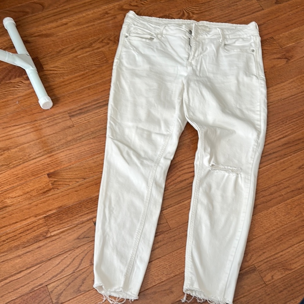 Old Navy Women's Ankle Jeans in Crisp White